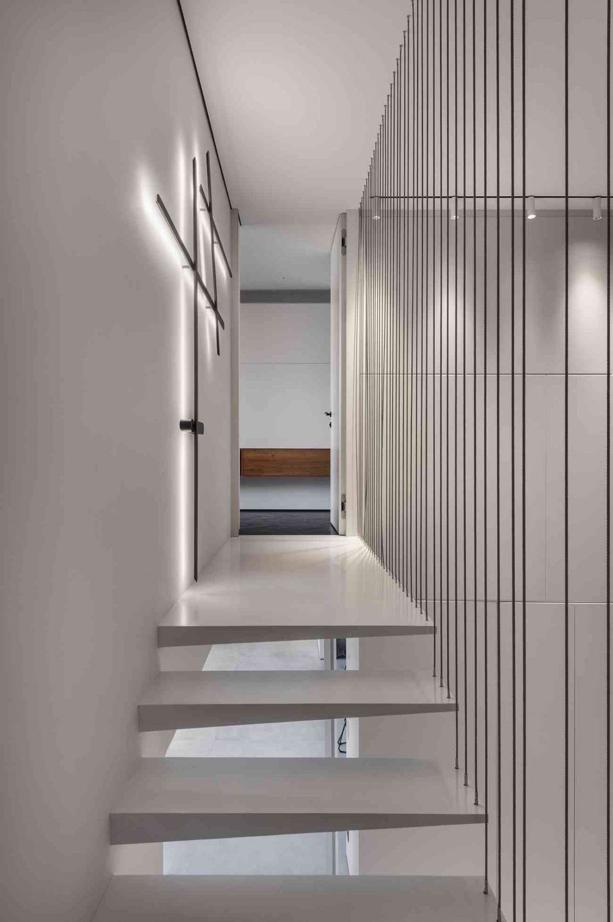 Simoene Architects Ltd – Central Israel גופי תאורה במסדרון על ידי קמחי דורי